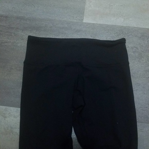 SOLD Lululemon Leggings Size 4 - Picture 2 of 5